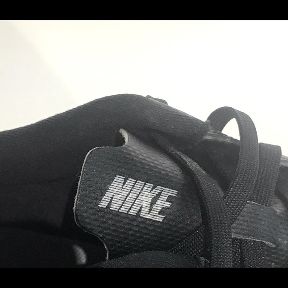 Nike Mercurial Vapor 13 soccer Women U.S 6.5 Black AT7997-001 - Picture 8 of 12